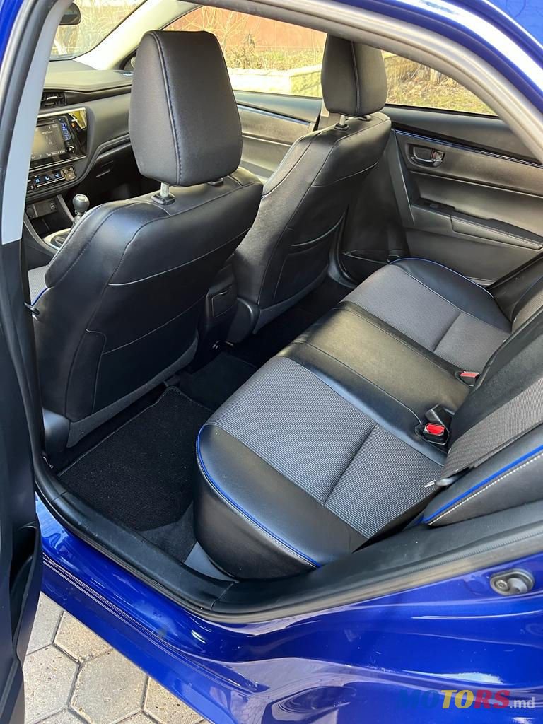 2017' Toyota Corolla photo #4