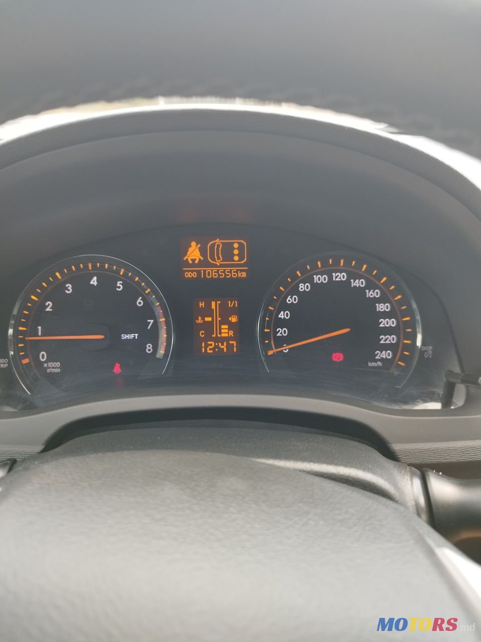 2011' Toyota Avensis photo #3