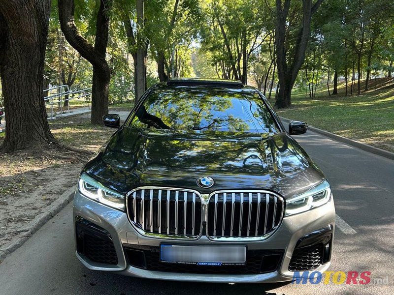 2021' BMW 7 Series photo #1