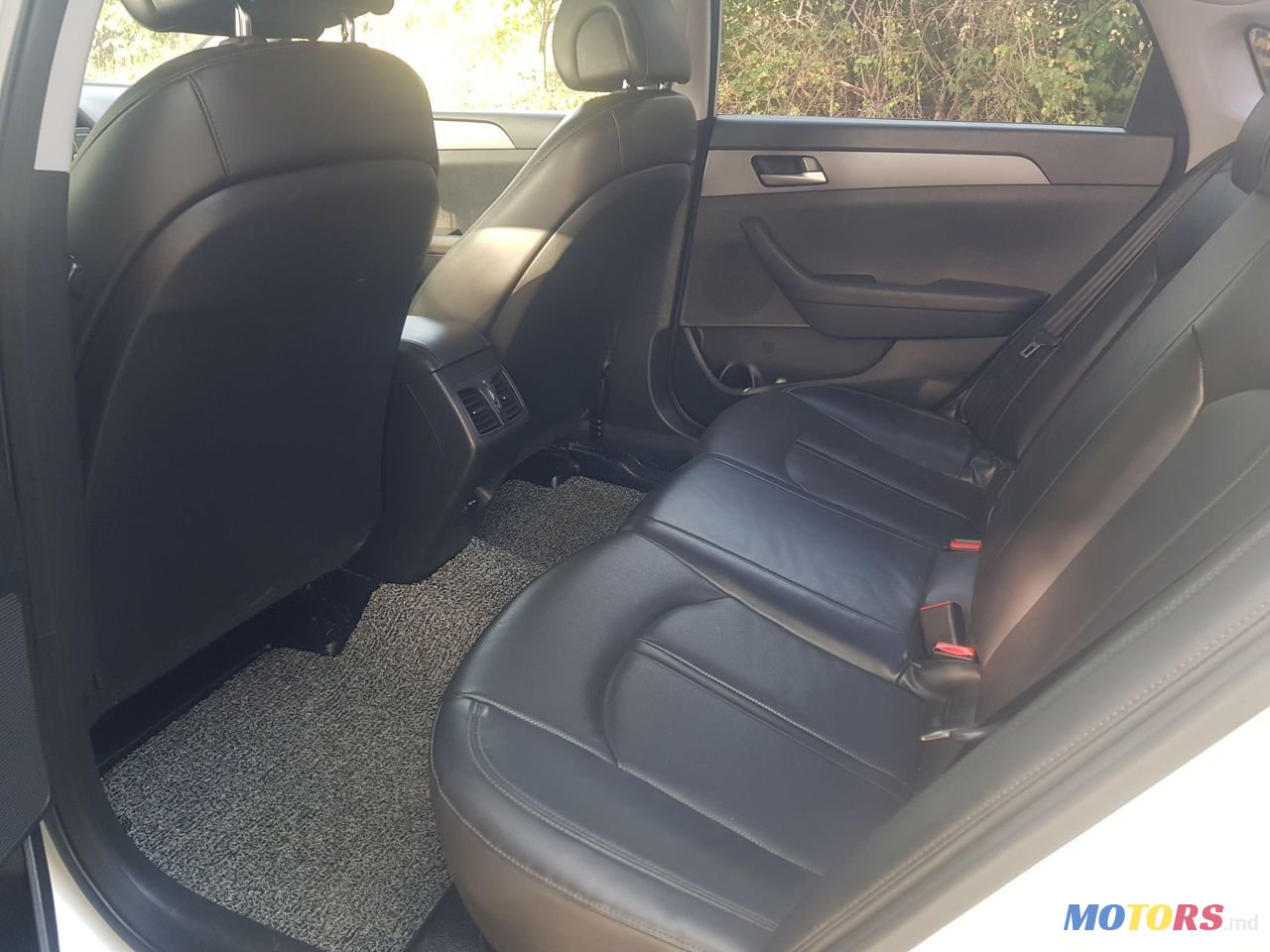 2015' Hyundai Sonata photo #5