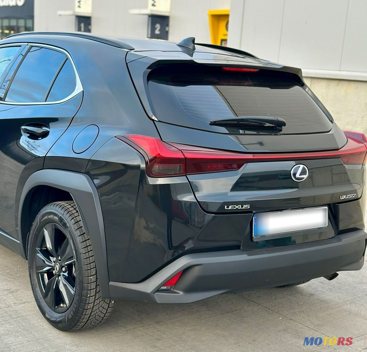 2021' Lexus UX photo #5