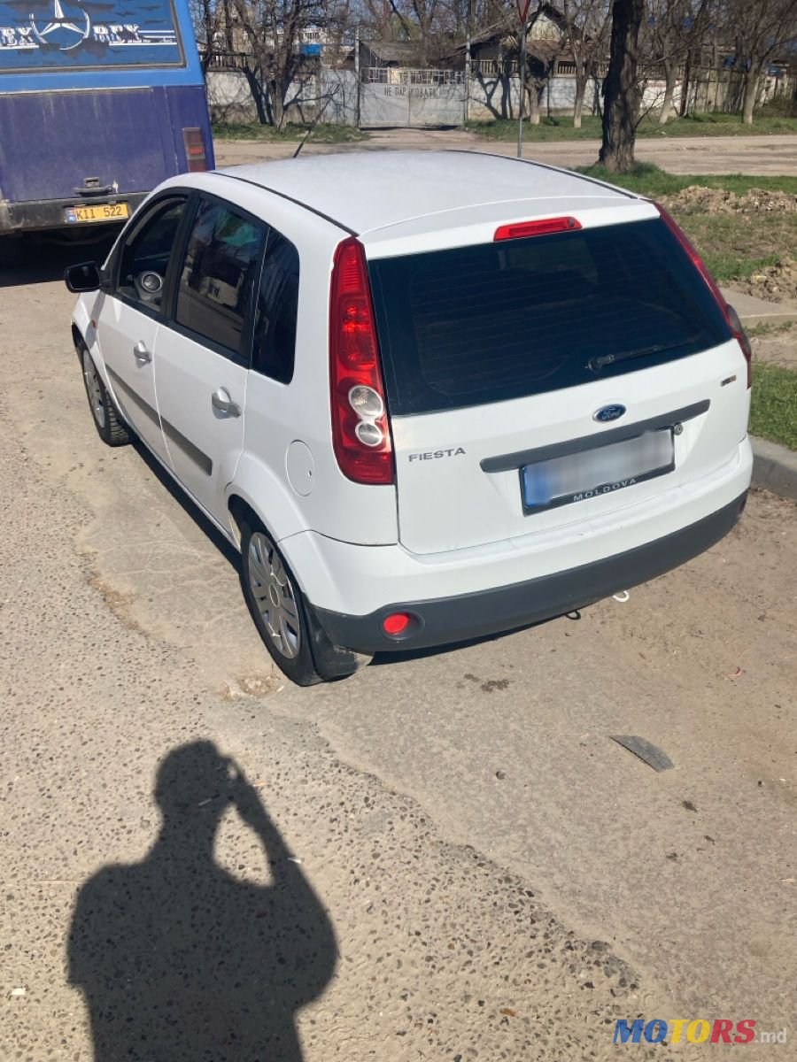 2008' Ford Fiesta photo #4
