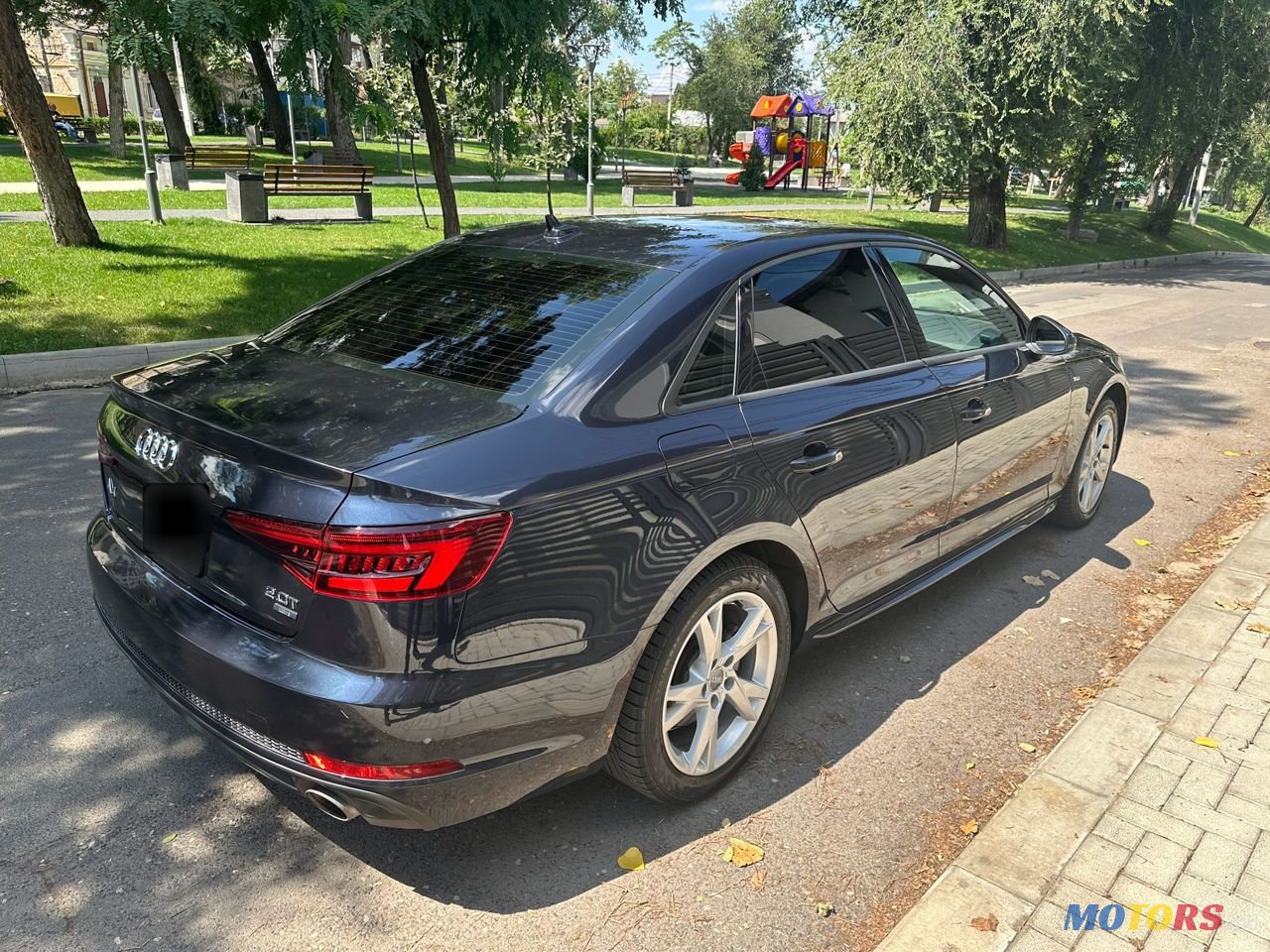 2017' Audi A4 photo #3