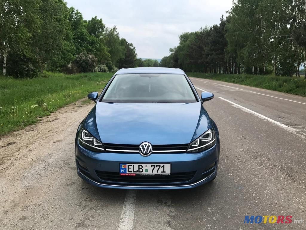 2013' Volkswagen Golf photo #1