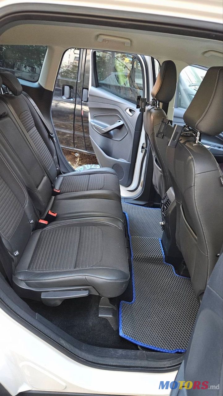 2018' Ford Kuga photo #5