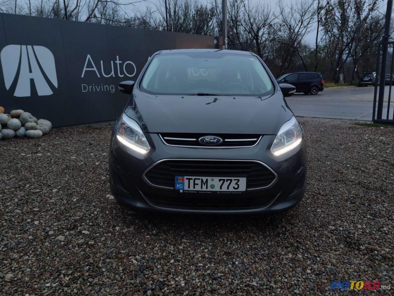 2017' Ford C-MAX photo #2