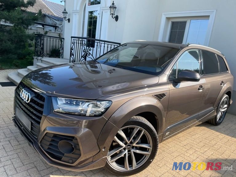 2017' Audi Q7 photo #1