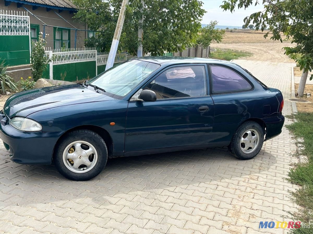 1997' Hyundai Accent photo #2