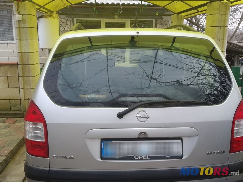 2005' Opel Zafira photo #2