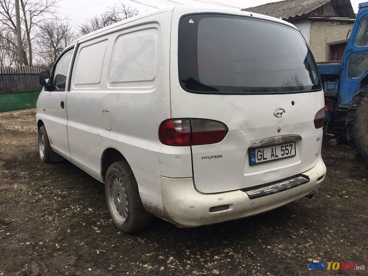 2003' Hyundai H-1 Truck photo #3