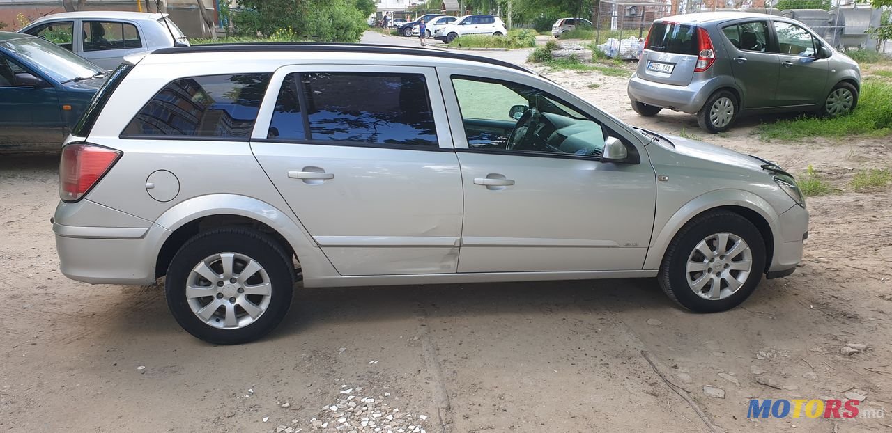 2006' Opel Astra photo #4