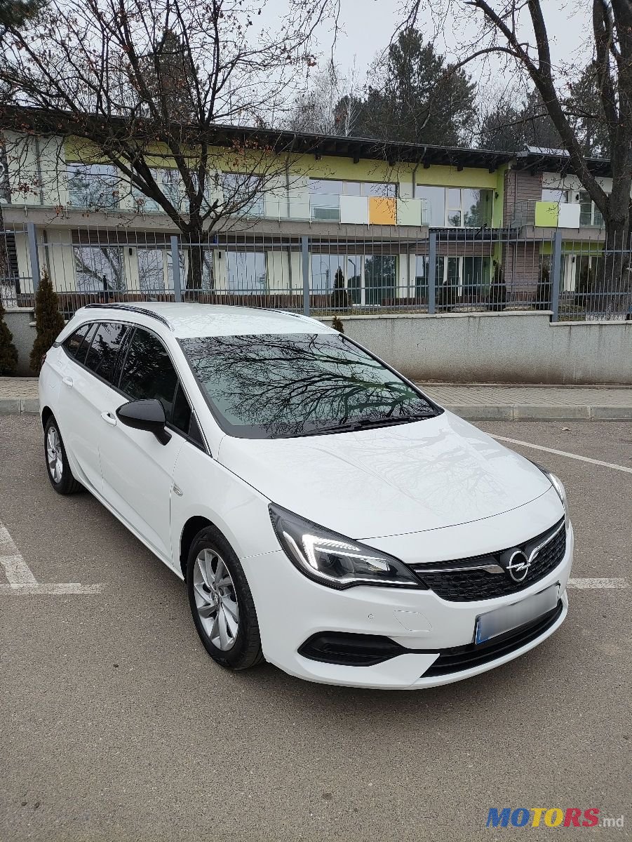 2021' Opel Astra photo #3