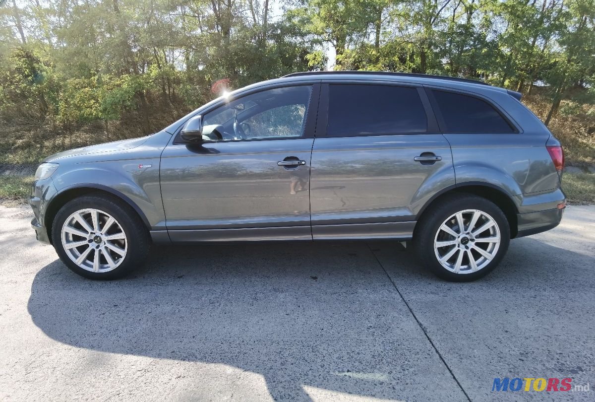 2013' Audi Q7 photo #5