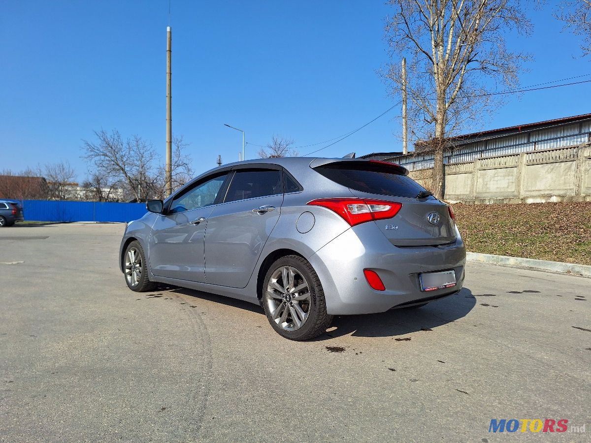 2015' Hyundai i30 photo #3