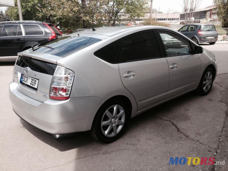 2006' Toyota Prius photo #6