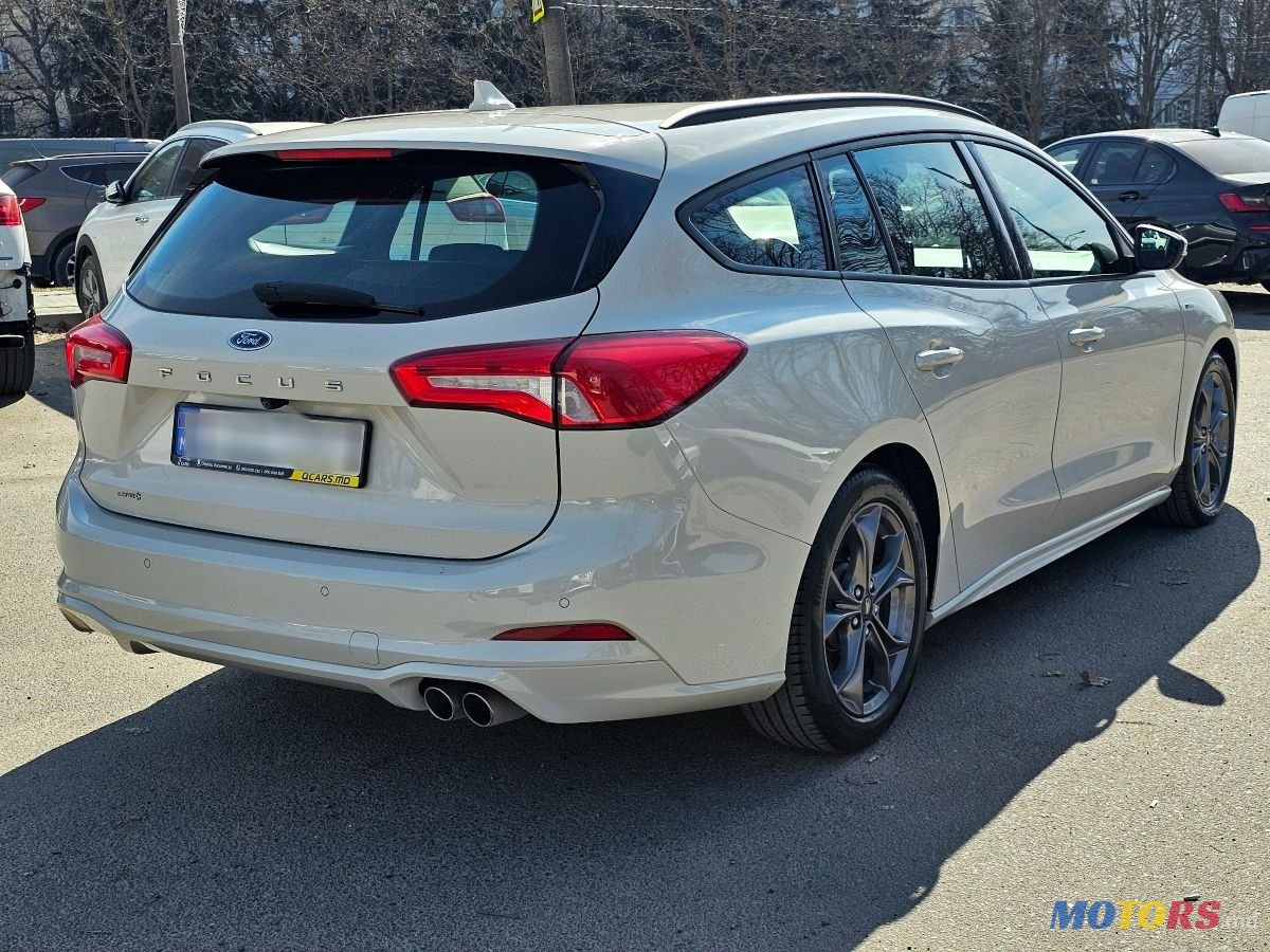 2021' Ford Focus photo #2