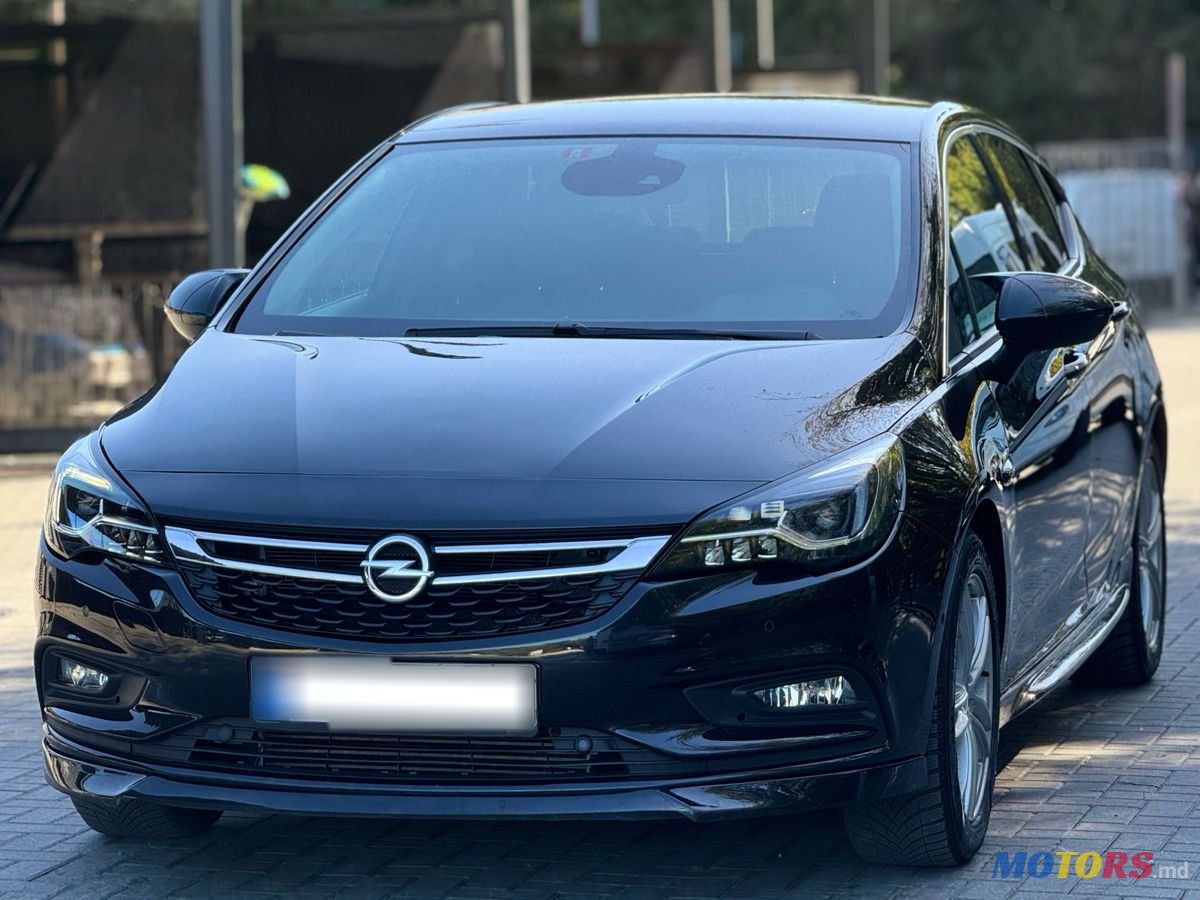 2017' Opel Astra photo #2