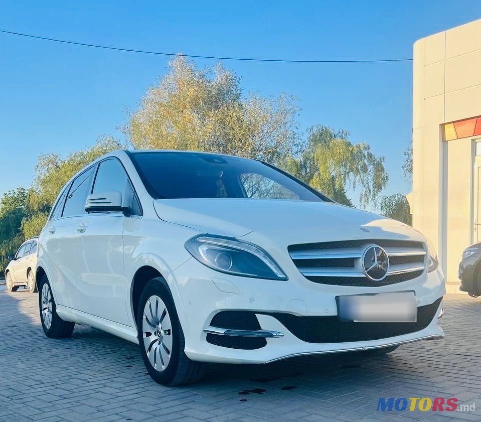 2015' Mercedes-Benz B-Class photo #1