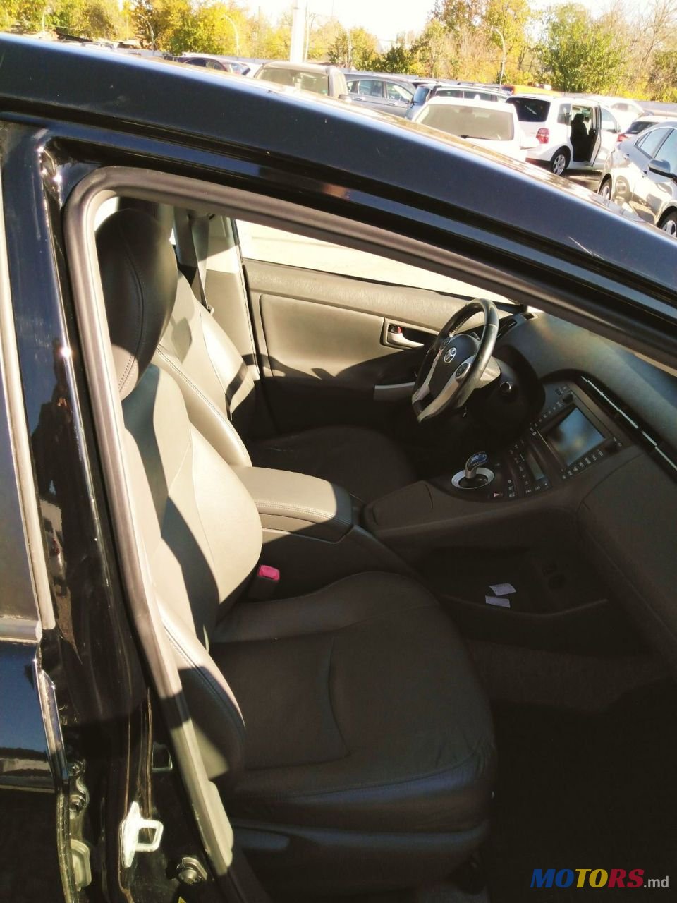 2010' Toyota Prius photo #4