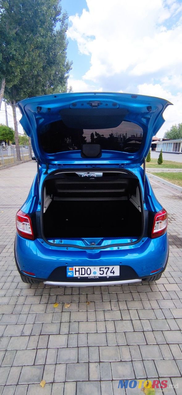 2016' Dacia Sandero Stepway photo #6