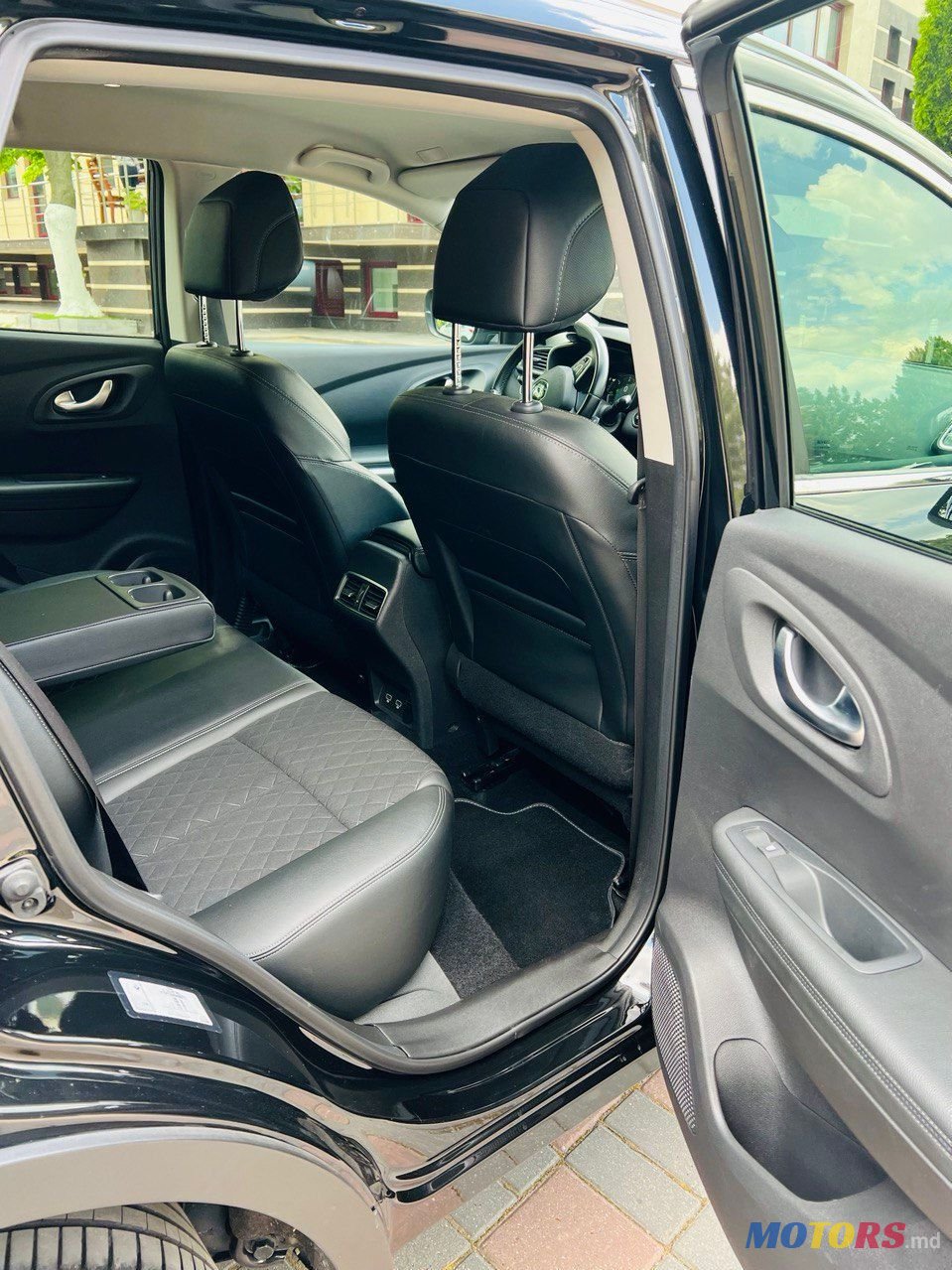 2020' Renault Kadjar photo #6