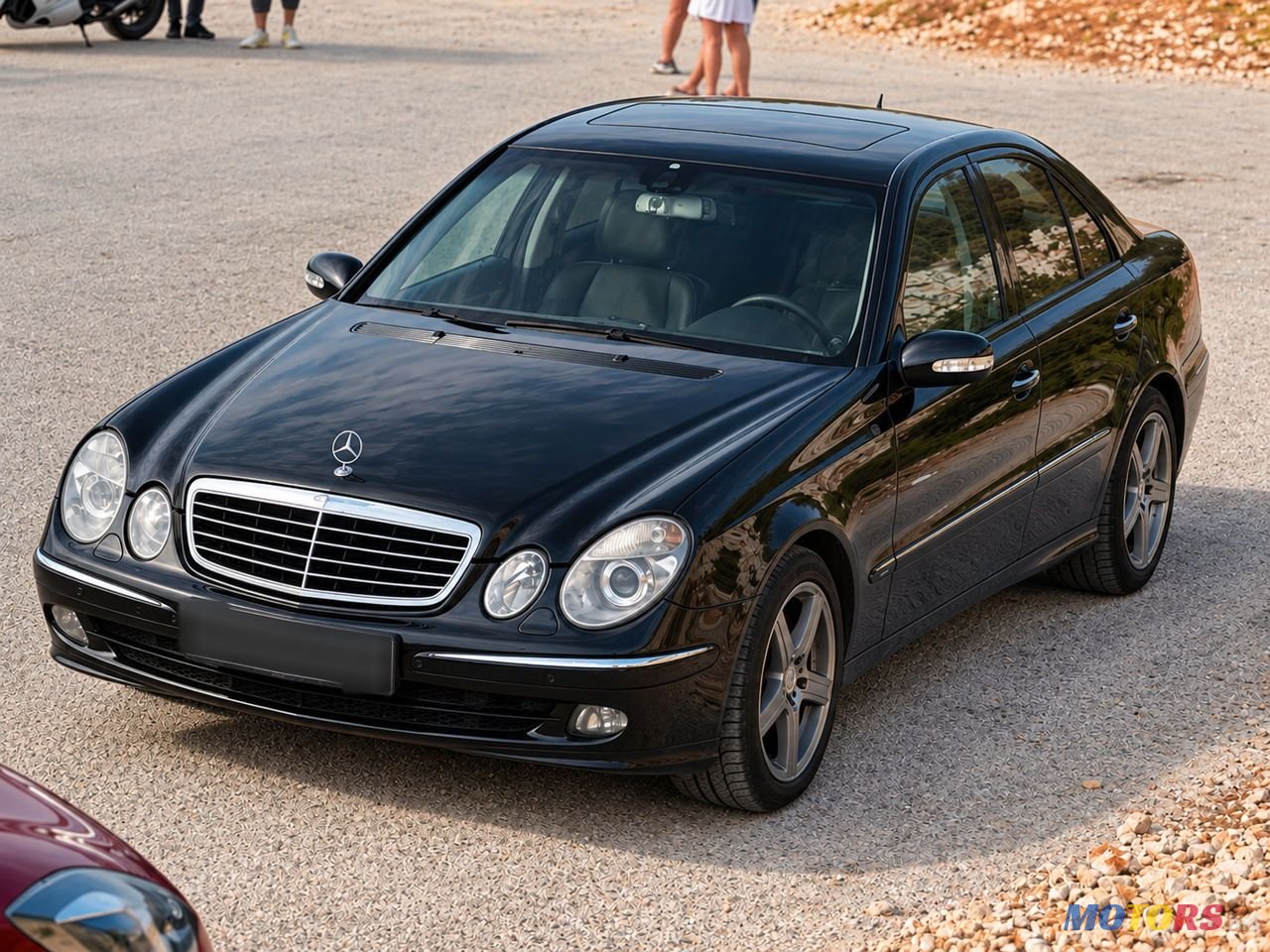 2006' Mercedes-Benz E-Class photo #2