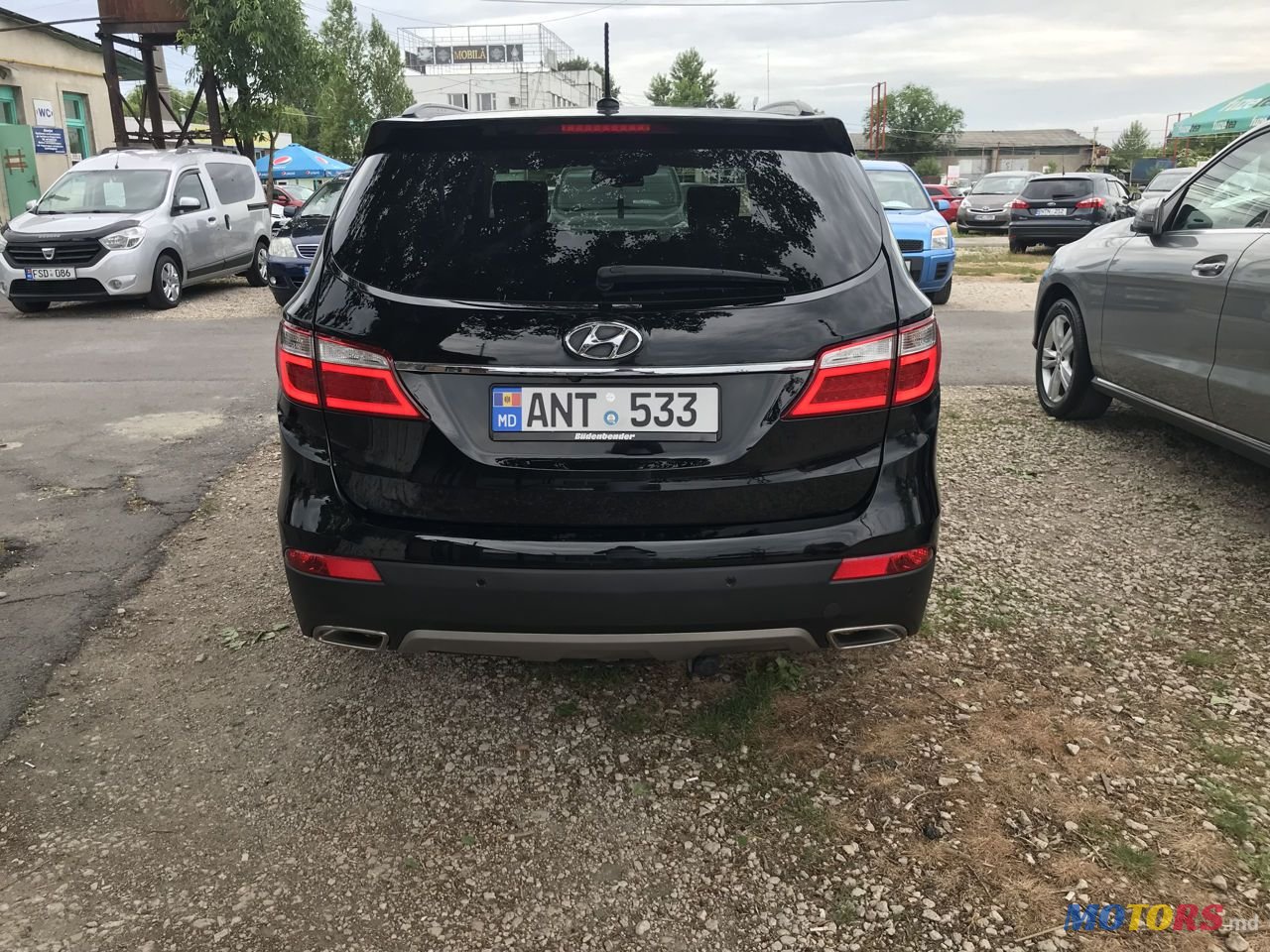 2015' Hyundai Santa Fe photo #2