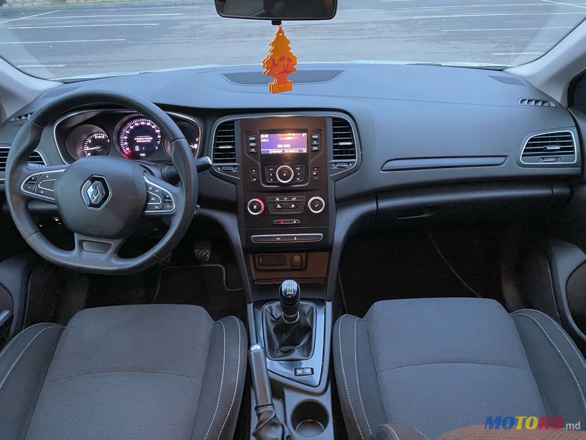2019' Renault Megane photo #5