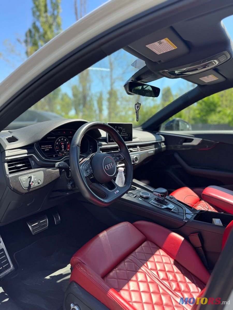 2019' Audi S4 photo #5