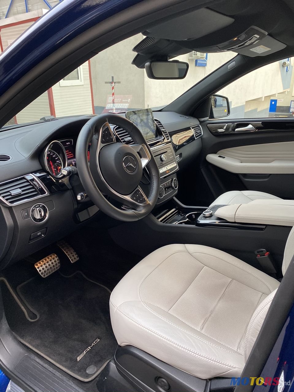 2019' Mercedes-Benz Gle Coupe photo #3