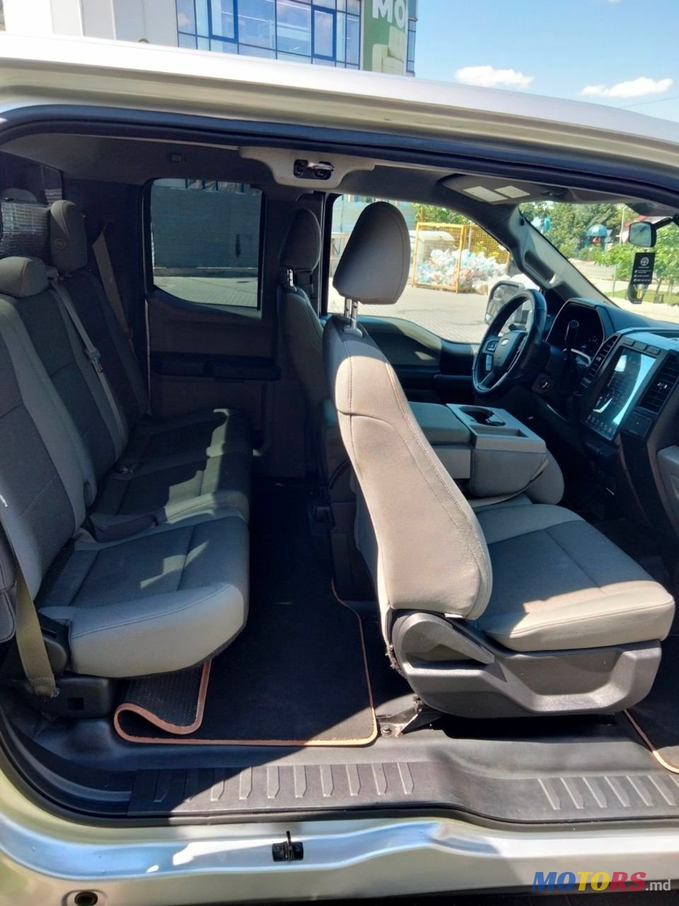 2015' Ford F-150 photo #6