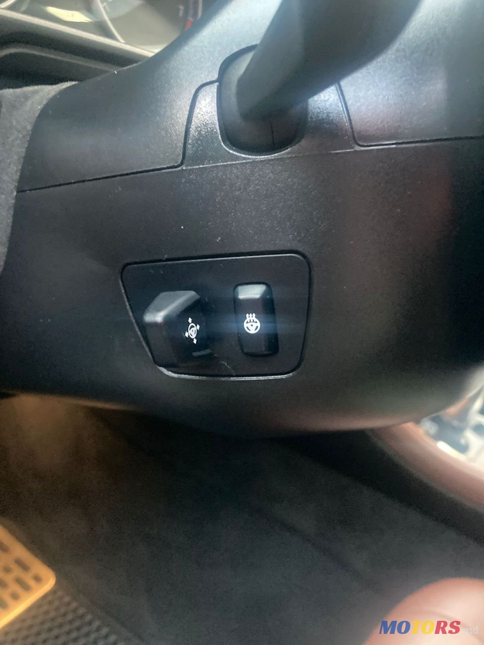 2017' BMW 5 Series photo #3