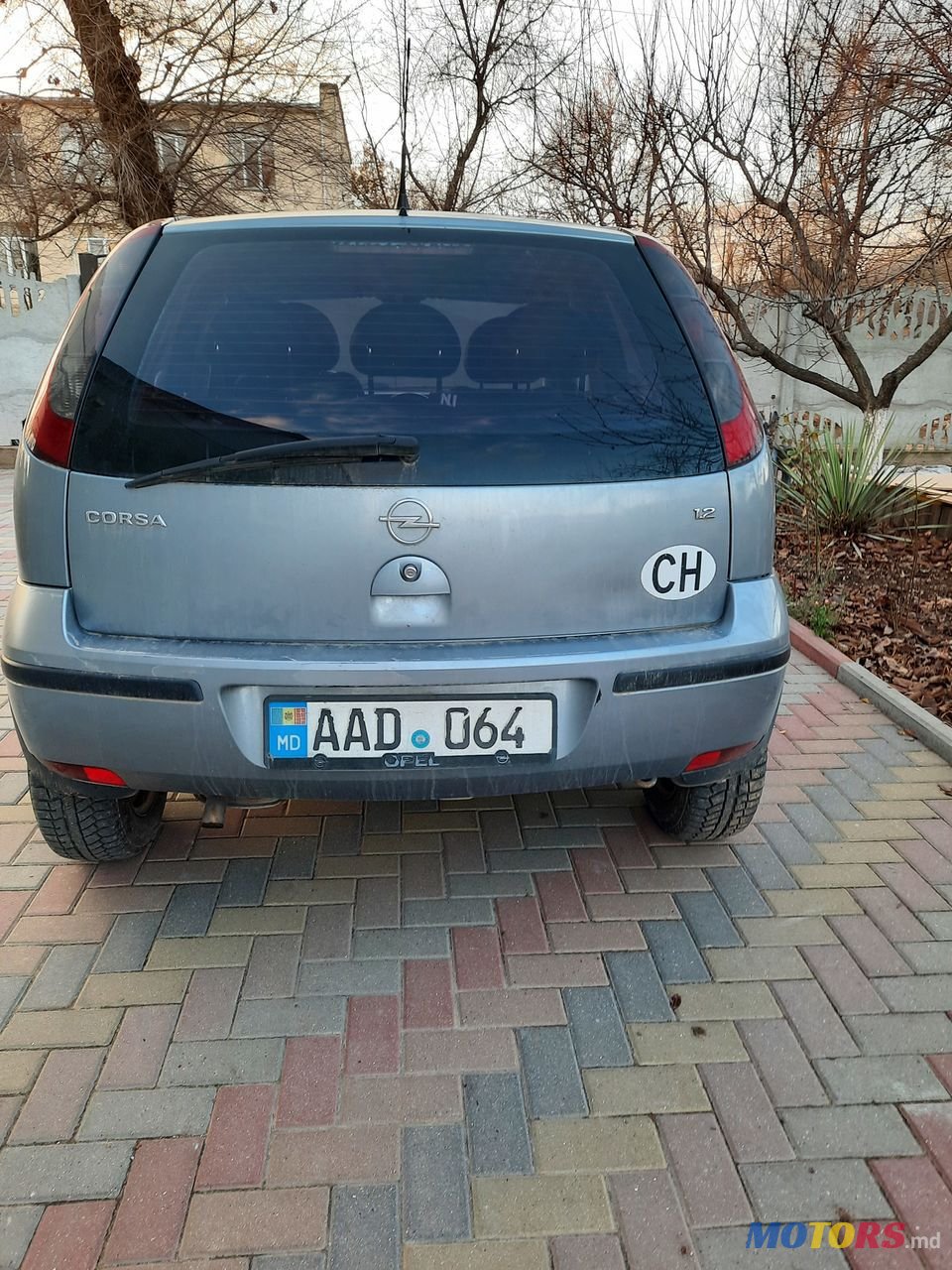 2004' Opel Corsa photo #2