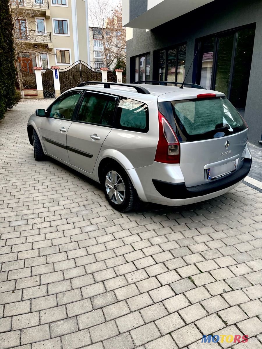 2007' Renault Megane photo #5