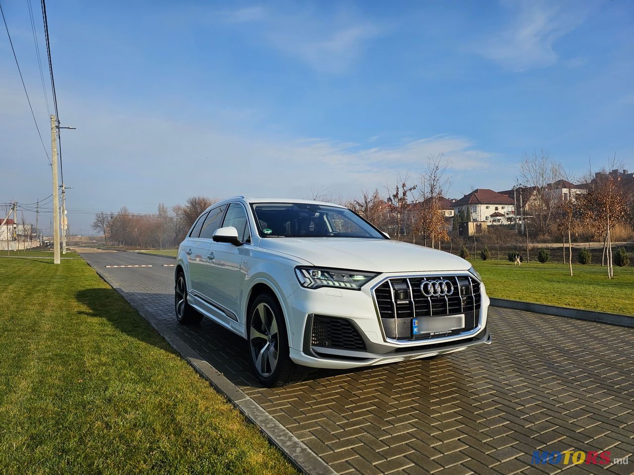 2020' Audi Q7 photo #1