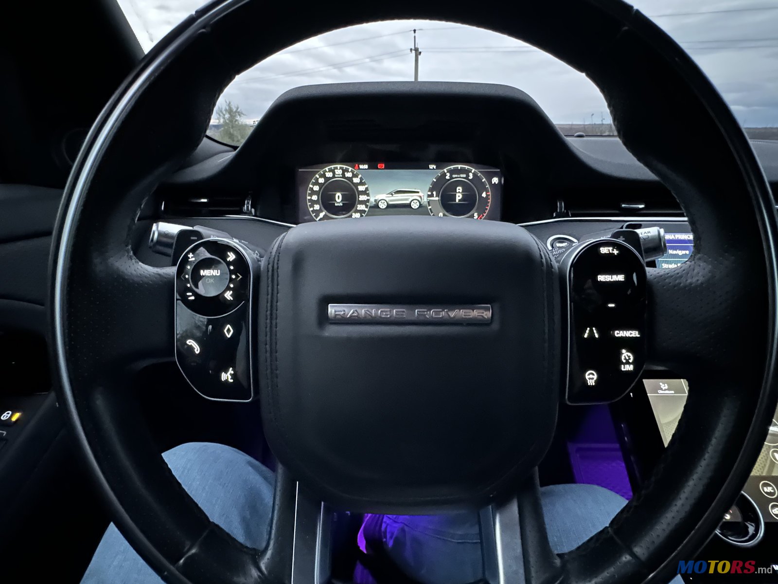 2019' Land Rover Range Rover Evoque photo #6