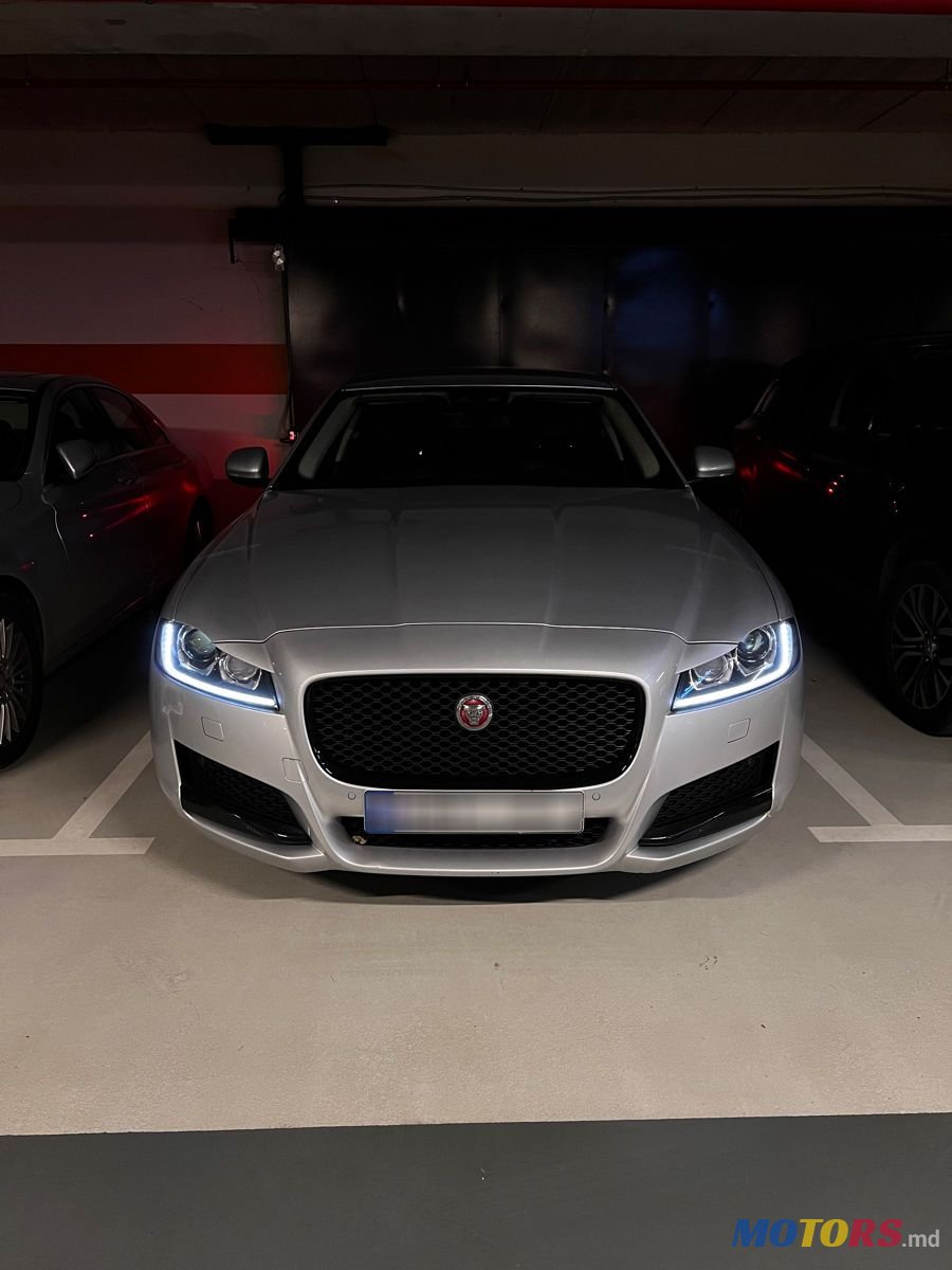 2015' Jaguar XF photo #1