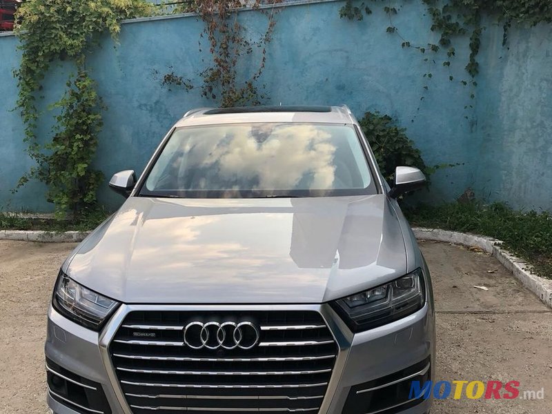2015' Audi Q7 photo #1