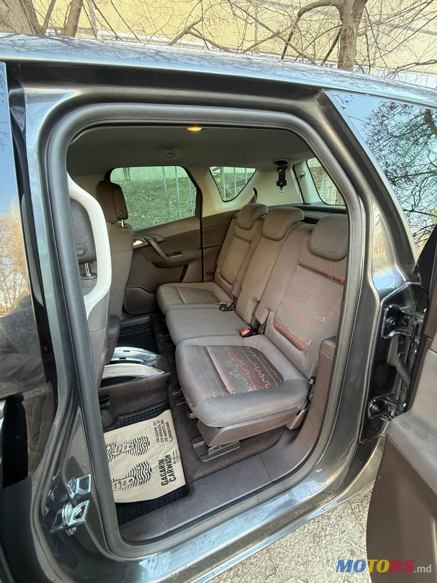 2010' Opel Meriva photo #4