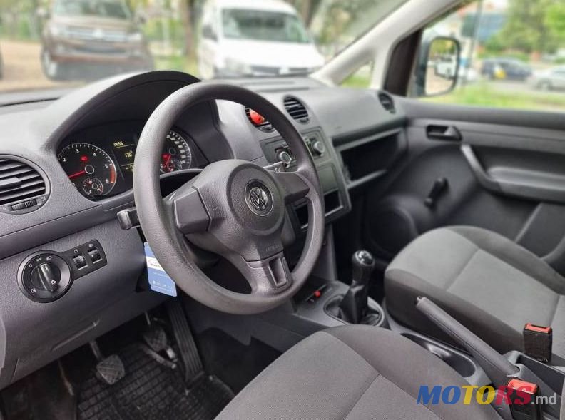 2014' Volkswagen Caddy photo #2