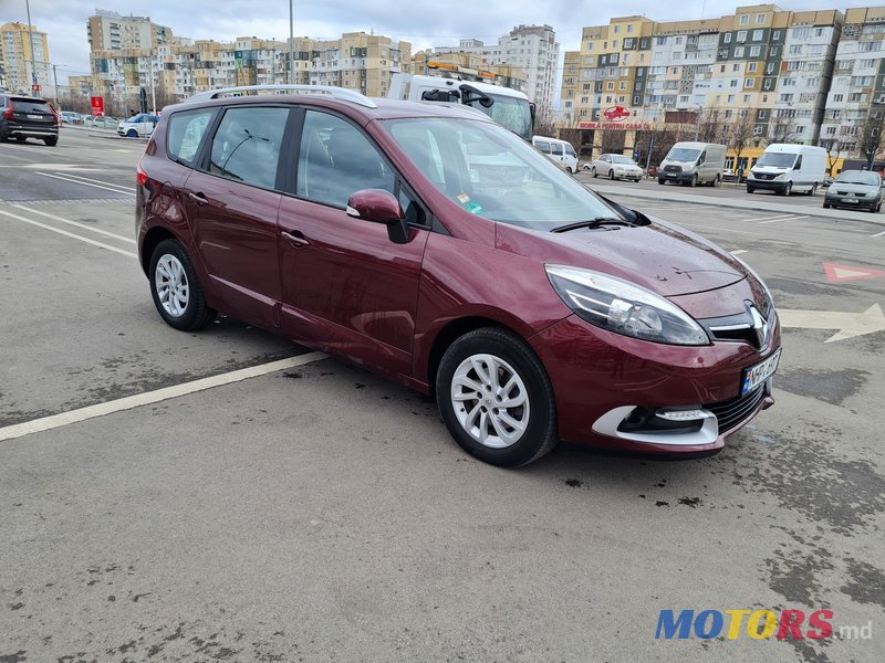 2014' Renault Grand Scenic photo #3