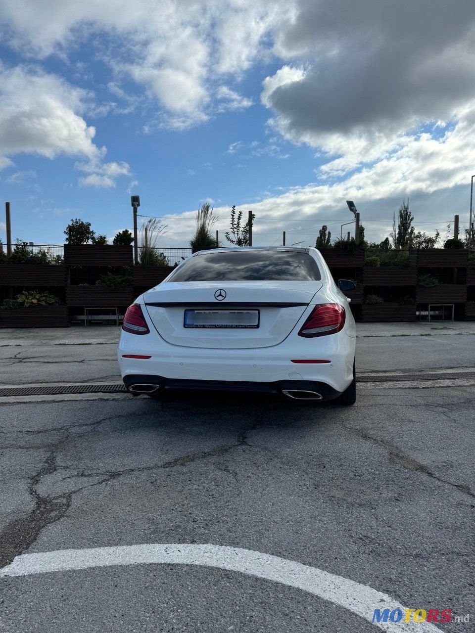 2017' Mercedes-Benz E-Class photo #5