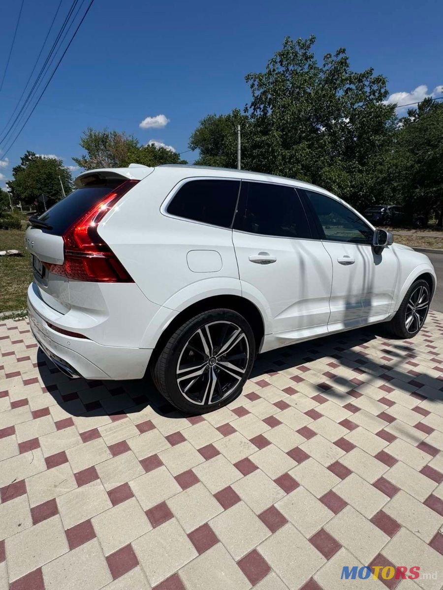 2019' Volvo XC60 photo #5
