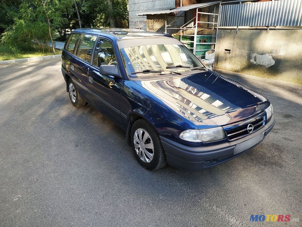 1993' Opel Astra photo #1