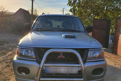 2000' Mitsubishi Pajero Sport