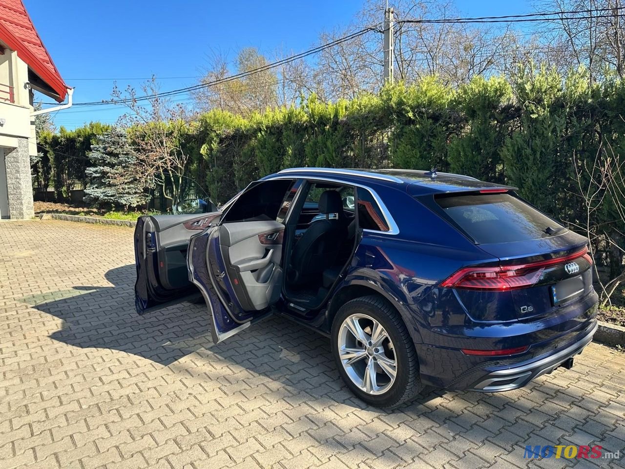 2019' Audi Q8 photo #1