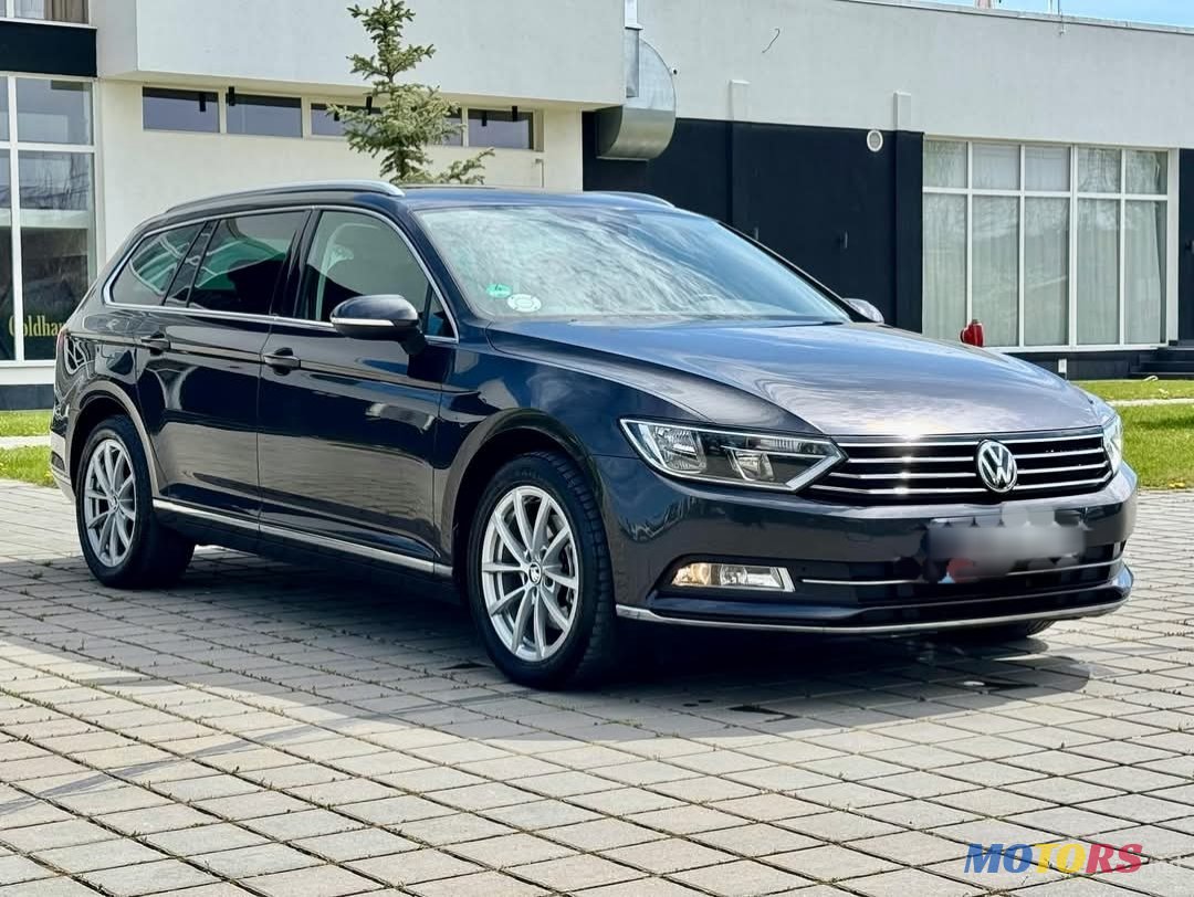 2018' Volkswagen Passat photo #4