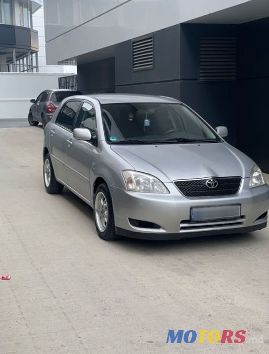 2005' Toyota Corolla photo #1