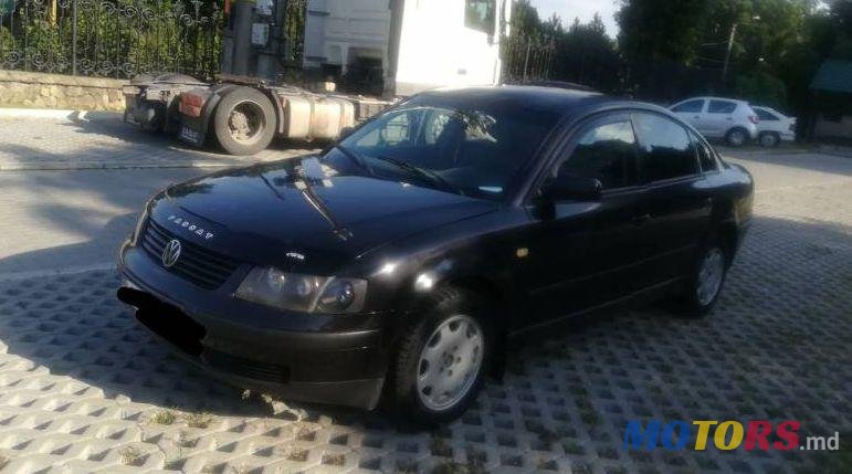 1999' Volkswagen Passat photo #3