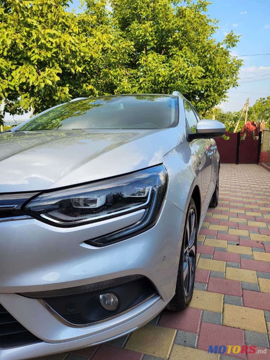 2016' Renault Megane photo #2